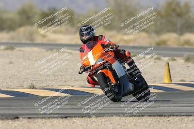 media/Dec-04-2025-Racers Edge (Thu) [[5ebc9f124d]]/3-B Group/1-Session 1 (Turn 7)/